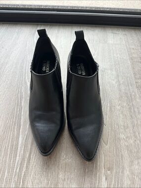 Black Pointed Leather Ankle Booties